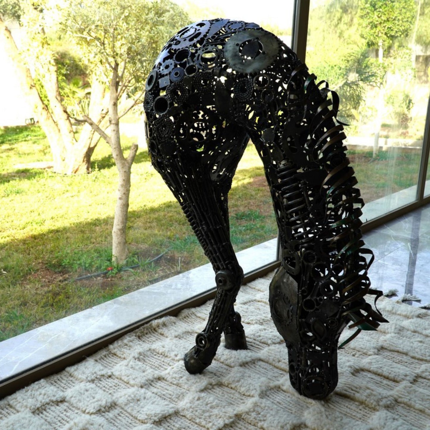 Sculpture en metal , cheval de metal, cheval mécanique, cheval mecanique, statue cheval extérieur, statue cheval jardin, sculpture animaux, sculpture cheval, cheval cabré, statue cheval, sculpture cheval, statue equestre, , cheval en bronze, decoration cheval, sculpture metal, deco jardin metal, deco jardin, décoration fer forgé extérieur, decoration exterieur, sculpture metal jardin, tête de cheval, figurine cheval, tete de cheval, tete cheval, statue cheval, demi pension cheval, demi cheval.