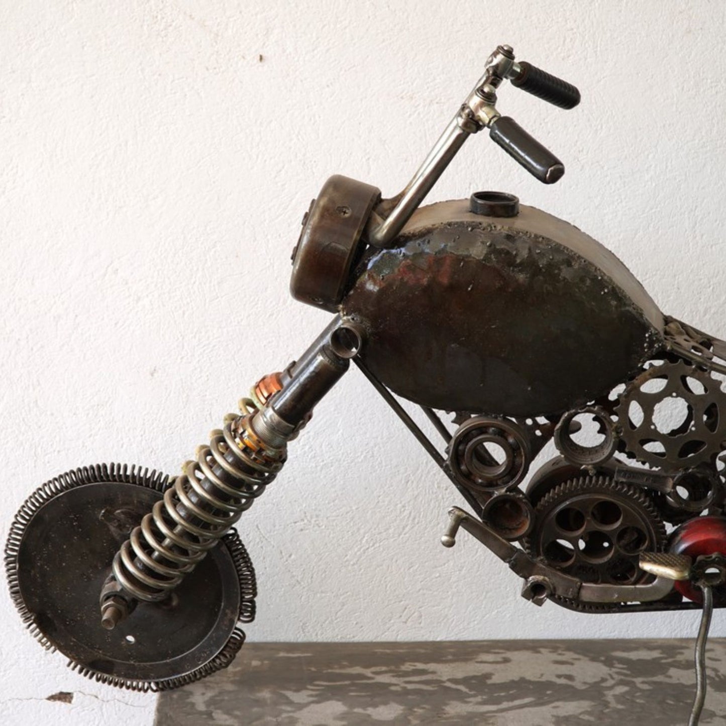sculpture moto metal, moto metal, sculpture metal, sculpture acier, sculpture metal, sculpture métal artiste, Sculpture en metal, sculpture metal jardin,
sculptures, contemporain sculpture metal jardin, moto harley, harley moto, sculpture art, sculpture métal recyclé, decoration exterieur, décoration fer forgé extérieur, sculpture en fer soudé, mini moto, petit moto.