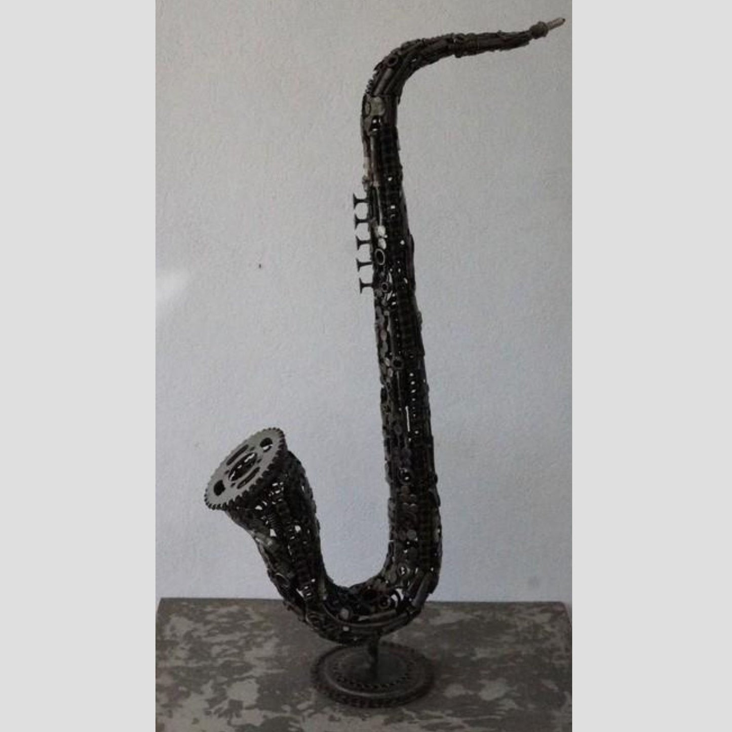 Sculpture, Instrument de musique, les instruments de musique, sculpture musique, statue musicale, statut musical, musique statue musicale, statues musicales, statue musical, deco musique, sculpture moderne, Sculpture en metal, saxophone métal recyclé, sculpture saxophone métal, jazz, Musique,
saxophone décoratif métal, saxophone en métal recyclé, sculpture instrument musique métal,
sculpture metal, sculpture en fer soudé, metal art.