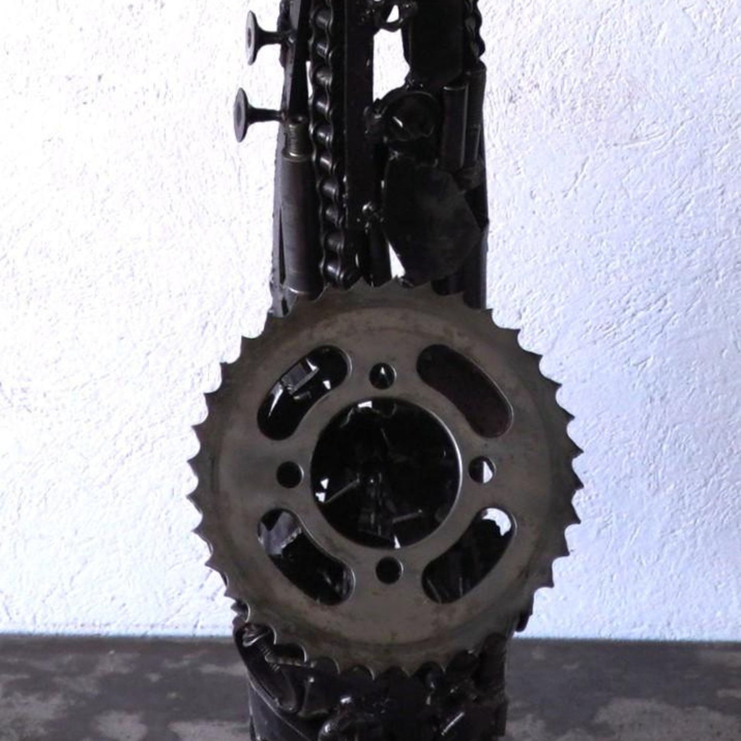 Sculpture, Instrument de musique, les instruments de musique, sculpture musique, statue musicale, statut musical, musique statue musicale, statues musicales, statue musical, deco musique, sculpture moderne, Sculpture en metal, saxophone métal recyclé, sculpture saxophone métal, jazz, Musique,
saxophone décoratif métal, saxophone en métal recyclé, sculpture instrument musique métal,
sculpture metal, sculpture en fer soudé, metal art.