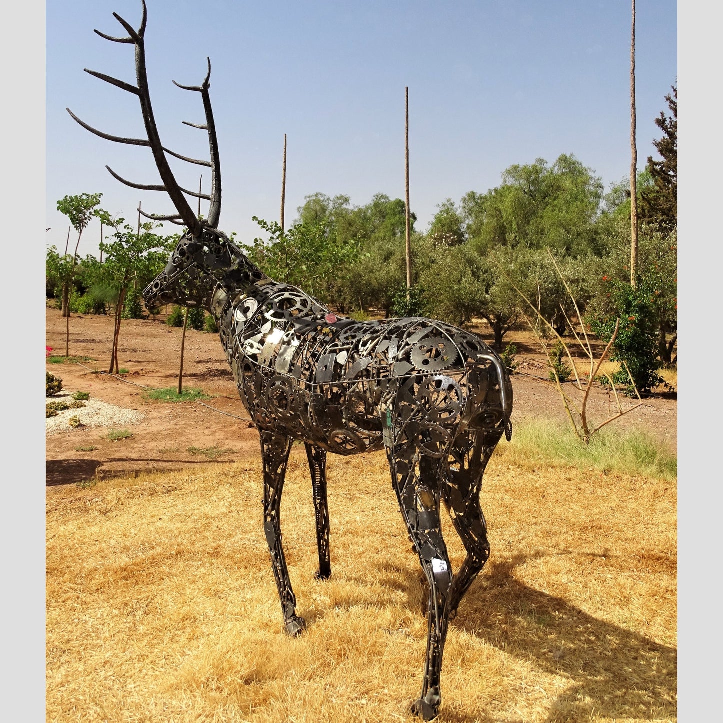 Sculpture en Métal Recyclé - Cerf