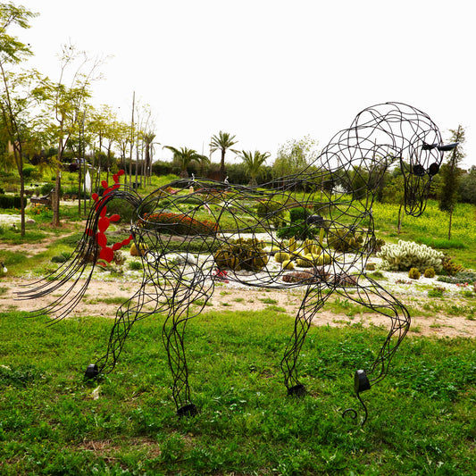 Sculpture cheval en métal recyclé monumentale pour jardin ou parc