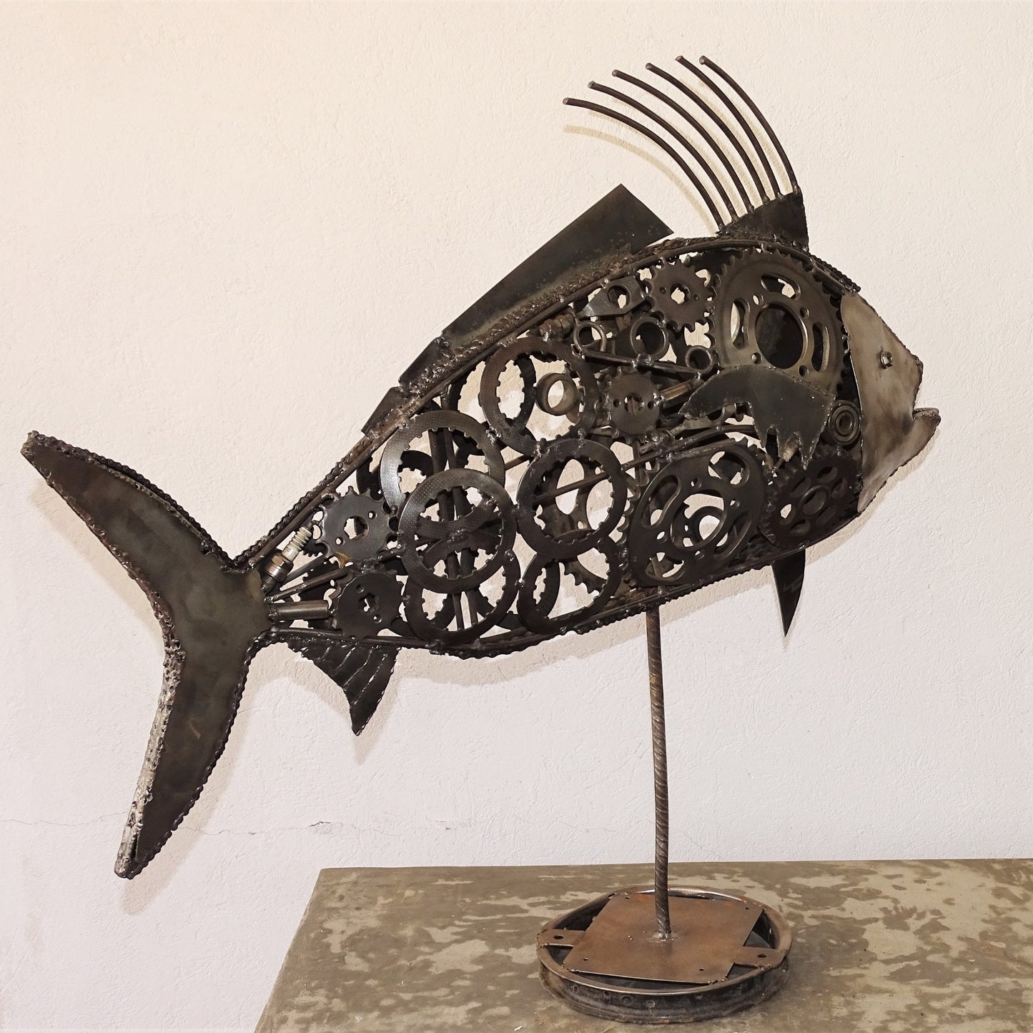 sculpture poisson, sculpture poisson modern, poisson sculpture, sculpture poisson métal, sculpture poisson argile, poisson artiste, sculpture poisson metal, poisson metal, poisson de-coratif, sculpture poisson moderne, statue poisson, deco poisson, poisson en fer forgé, pois-son fer, poisson d'argent, poisson, sculpture metal, sculpture en metal, sculpture métal recyclé, sculptures.