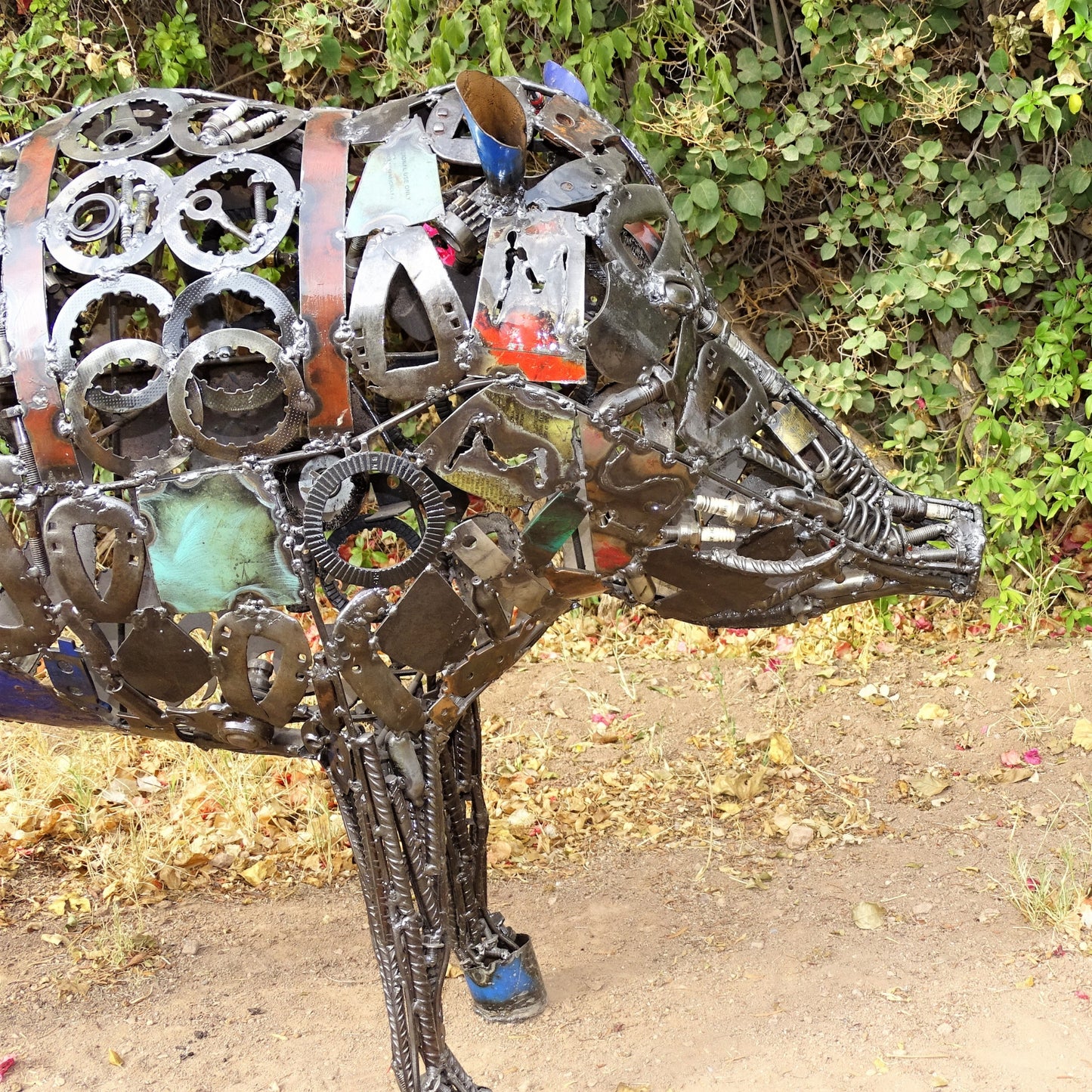 Sculpture en metal , Sanglier, statue sanglier extérieur, statue sanglier, animaux sculpture metal recuperation, decoration animaux, statue jardin, statue de jardin, statue exterieur, sculpture jardin, decoration animaux, animaux mecanique, sculpture métallique récupération, animaux en métal recyclé, , deco metal jardin, sculpture acier, statue animaux, sculpture exterieur, sculpture ferraille, animaux deco jardin en metal, animaux en métal, décoration, animaux en métal recyclé, deco metal jardin.