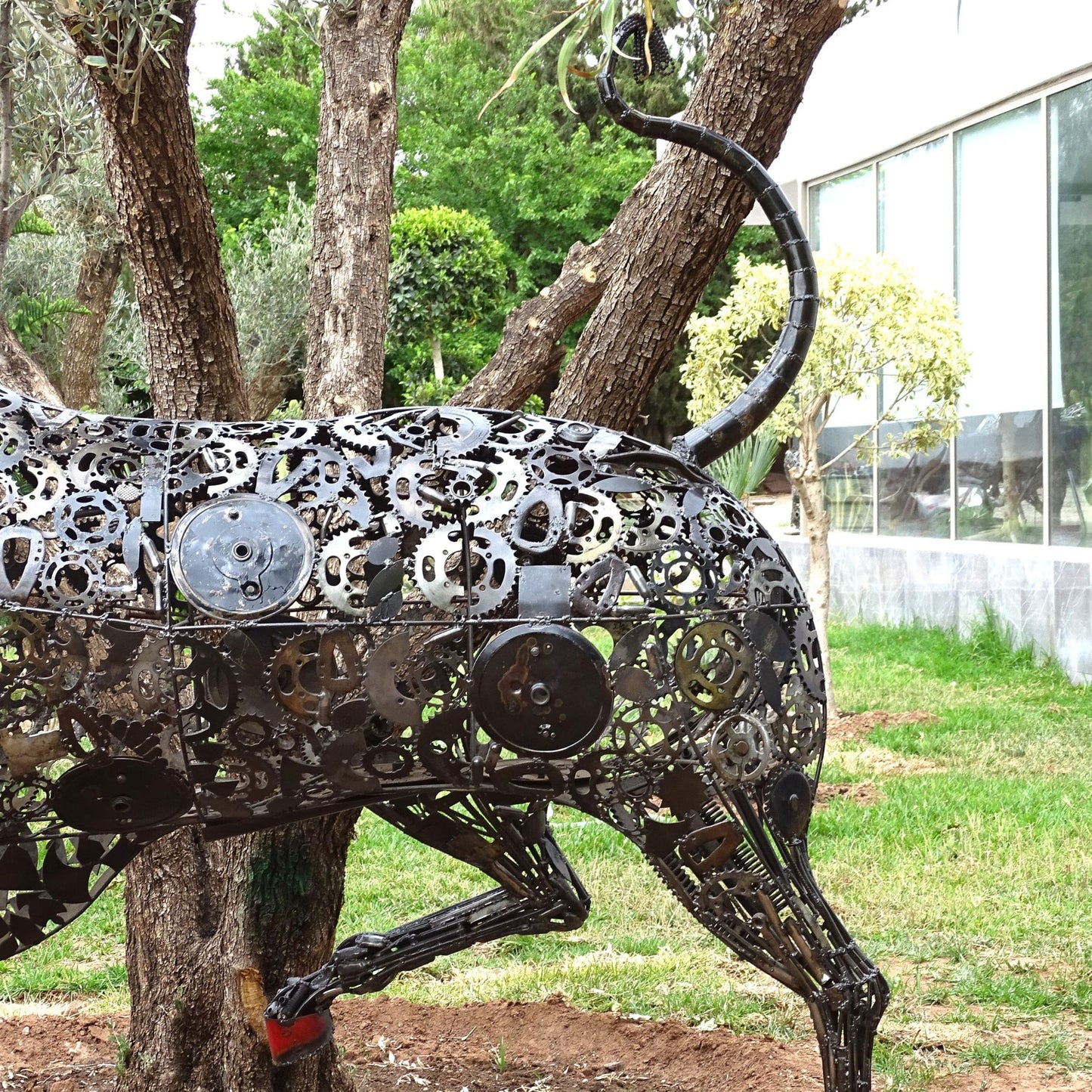 Sculpture en metal , sculpture taureau moderne, sculpture taureau, tete de taureau, logo lamborghini, taureau lamborghini, statue taureau, taureaux, taureau, tete de taureau, logo cheval, logo voiture cheval, logo cheval voiture, taureau sculpture, Sculpture en metal, sculpture metal jardin, decoration animaux, statue jardin, statue de jardin, statue exterieur, sculpture jardin, decoration animaux de la foret, decoration animaux.