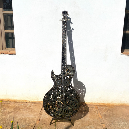Sculpture Guitare en Métal Recyclé