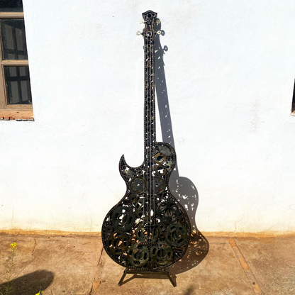 Sculpture Guitare en Métal Recyclé