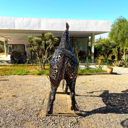 Sculpture “Cheval au Trot” en Métal Recyclé