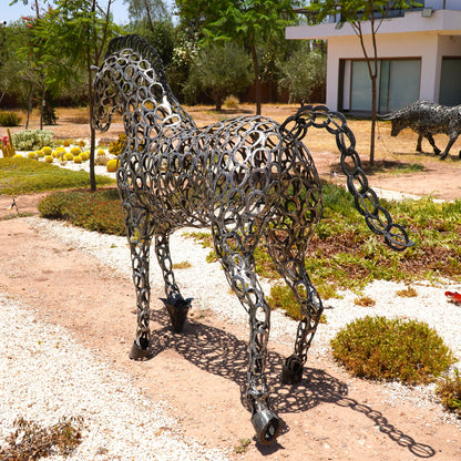 Sculpture en metal , cheval de metal, cheval mécanique, cheval mecanique, tete de cheval, statue cheval extérieur, statue cheval jardin, sculpture animaux, tête de cheval, sculpture cheval, statue cheval, cheval cabré, statue cheval, cheval cabre, sculpture cheval, statue equestre, , cheval en bronze, decoration cheval, sculpture metal, deco jardin metal, deco jardin, décoration fer forgé extérieur, decoration exterieur, sculpture metal jardin.