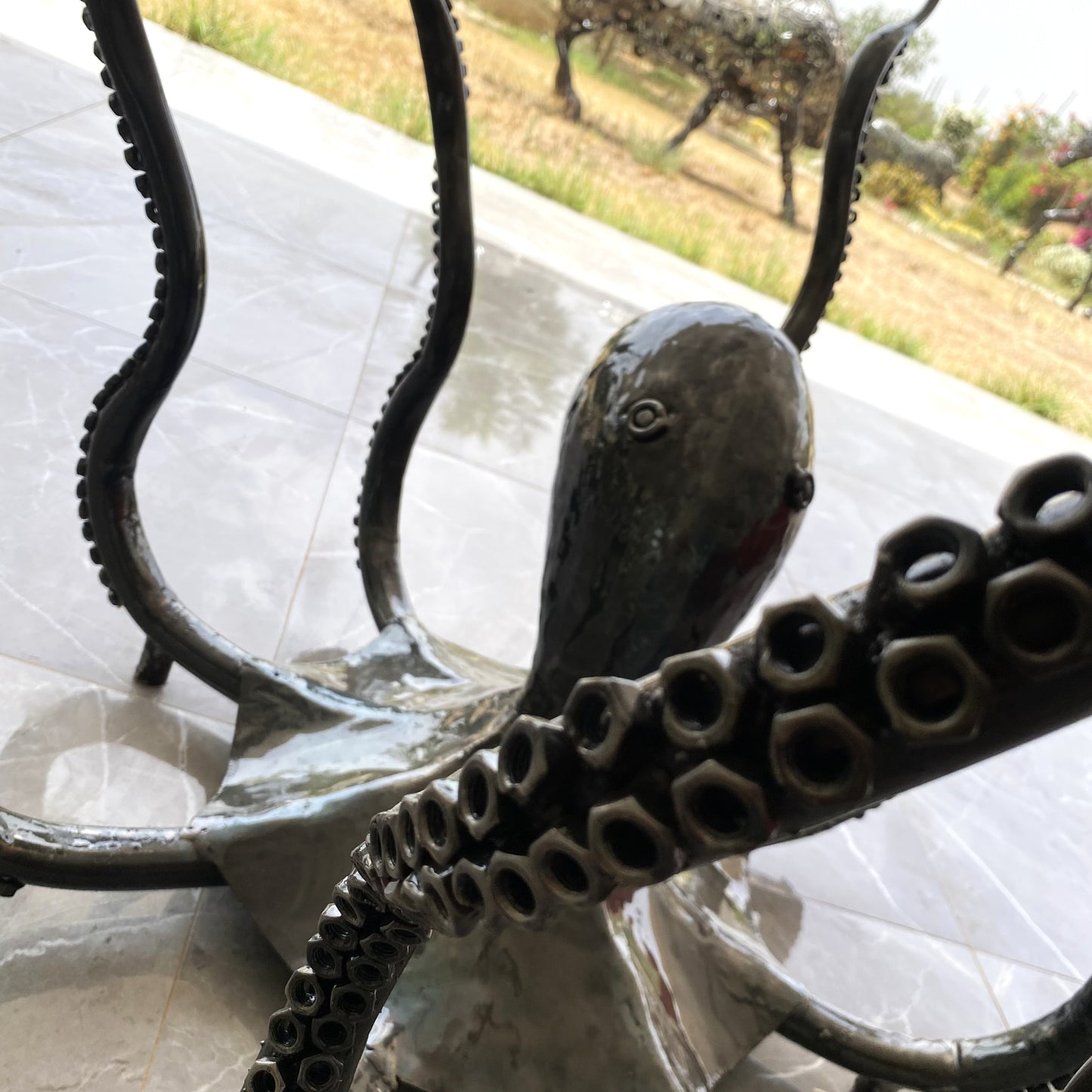 Sculpture & Pied de Table Poulpe en Métal – Pièce Artisanale Design pour Plateau en Verre