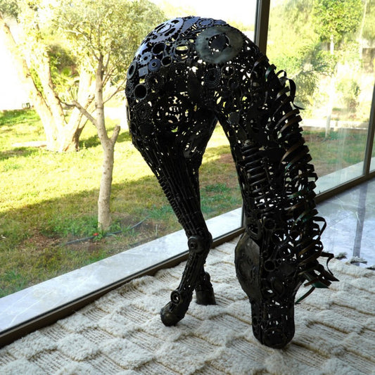 Sculpture en metal , cheval de metal, cheval mécanique, cheval mecanique, statue cheval extérieur, statue cheval jardin, sculpture animaux, sculpture cheval, cheval cabré, statue cheval, sculpture cheval, statue equestre, , cheval en bronze, decoration cheval, sculpture metal, deco jardin metal, deco jardin, décoration fer forgé extérieur, decoration exterieur, sculpture metal jardin, tête de cheval, figurine cheval, tete de cheval, tete cheval, statue cheval, demi pension cheval, demi cheval.