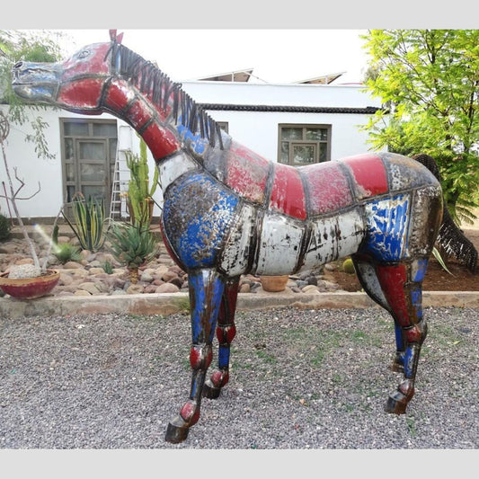 Sculpture en metal , cheval de metal, cheval mécanique, cheval mecanique, tete de cheval, statue cheval extérieur, statue cheval jardin, sculpture animaux, tête de cheval, sculpture cheval, statue cheval, cheval cabré, statue cheval, cheval cabre, sculpture cheval, statue equestre, cheval en bronze, decoration cheval, sculpture metal, deco jardin metal, deco jardin, décoration fer forgé extérieur, decoration exterieur, sculpture metal jardin.