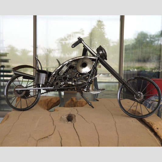 sculpture moto metal, moto metal, sculpture metal, sculpture acier, sculpture metal, sculpture métal artiste, Sculpture en metal, sculpture metal jardin, 
sculptures, contemporain sculpture metal jardin, moto harley, harley moto, sculpture art, sculpture métal recyclé, decoration exterieur, décoration fer forgé extérieur, sculpture en fer soudé, mini moto, petit moto.
