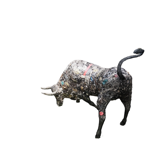 Sculpture en metal , sculpture taureau moderne, sculpture taureau, tete de taureau, logo lamborghini, taureau lamborghini, statue taureau, taureaux, taureau, tete de taureau, logo cheval, logo voiture cheval, logo cheval voiture, taureau sculpture, Sculpture en metal, sculpture metal jardin, decoration animaux, statue jardin, statue de jardin, statue exterieur, sculpture jardin, decoration animaux de la foret, decoration animaux.