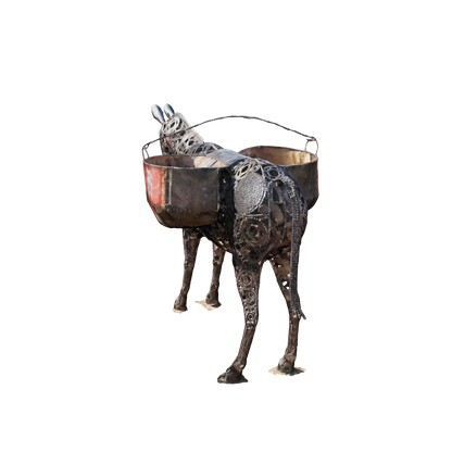 sculpture âne métal recyclé, statue âne décoration jardin, âne en fer forgé, sculpture animale en métal, art écologique métal recyclé, décoration extérieure artisanale, âne fait main métal, sculpture âne taille réelle, art animalier métal recyclé, décoration jardin originale, œuvre d'art en fer recyclé, âne déco extérieure métal, sculpture contemporaine artisanale.