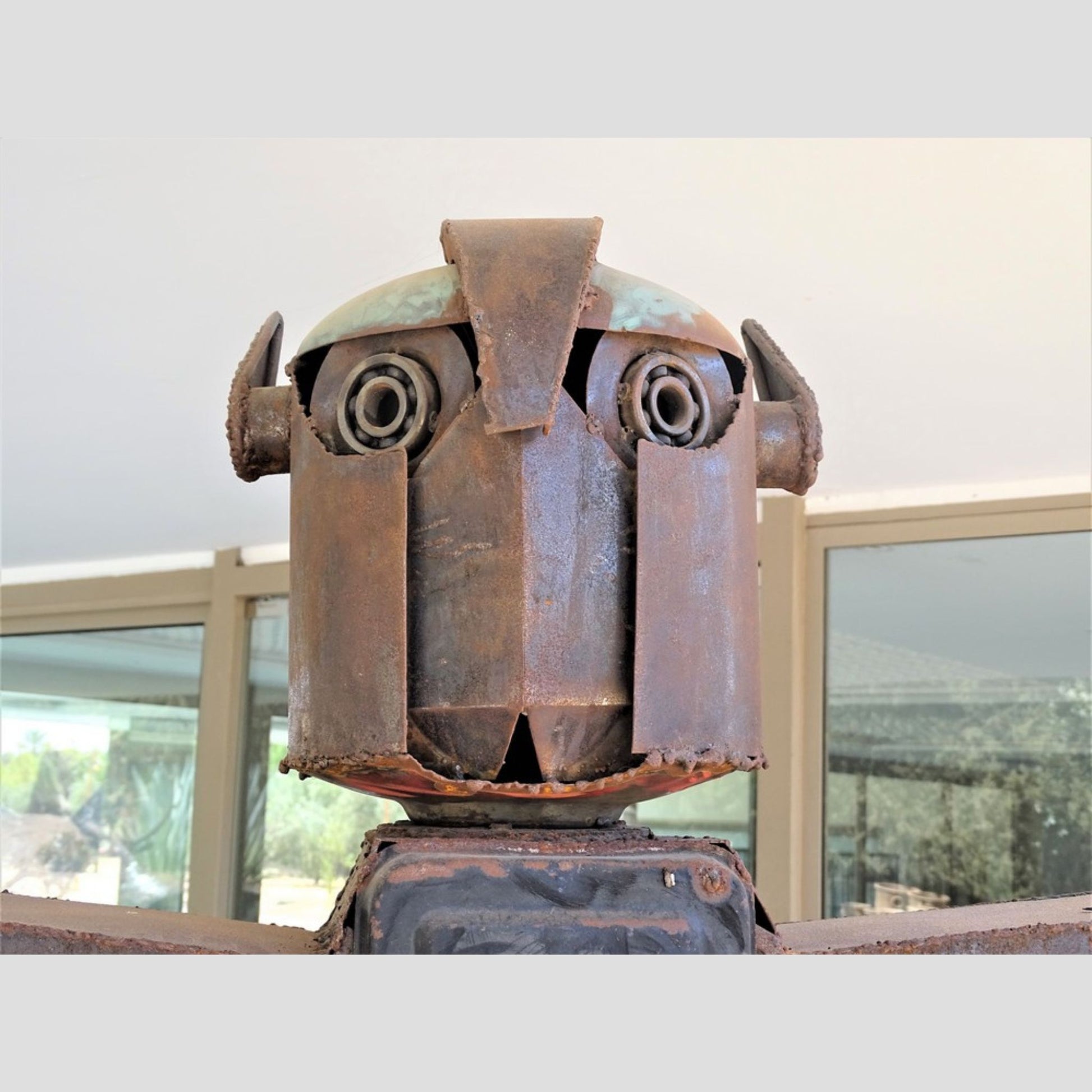 sculpture robot, robot sculpture, sculpture robot metal, robot deco, robot geant, sculpture acier, deco metal jardin, sculpture jardin, statue de jardin, statue exterieur, deco metal jardin, décora-tion, sculpture ferraille, sculpture en fer soudé, sculpture métal recyclé, sculpture art, décoration fer forgé extérieur, decoration exterieur, sculpture en metal.