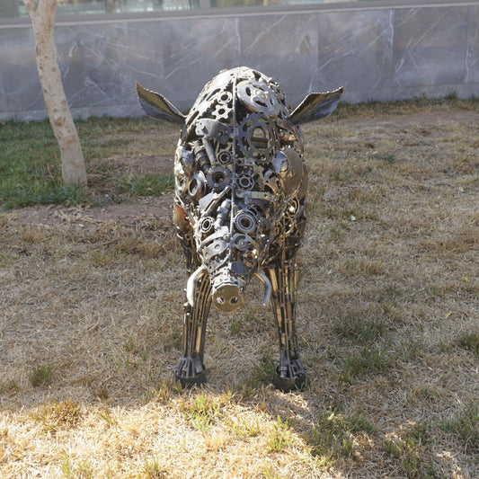 Sculpture en metal , Sanglier, statue sanglier extérieur, statue sanglier, animaux sculpture metal recuperation, decoration animaux, statue jardin, statue de jardin, statue exterieur, sculpture jardin, decoration animaux, animaux mecanique, sculpture métallique récupération, animaux en métal recyclé, , deco metal jardin, sculpture acier, statue animaux, sculpture exterieur, sculpture ferraille, animaux deco jardin en metal, animaux en métal, décoration, animaux en métal recyclé, deco metal jardin.
