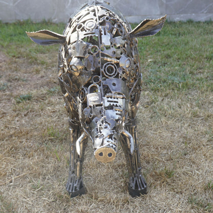 Sculpture en metal , Sanglier, statue sanglier extérieur, statue sanglier, animaux sculpture metal recuperation, decoration animaux, statue jardin, statue de jardin, statue exterieur, sculpture jardin, decoration animaux, animaux mecanique, sculpture métallique récupération, animaux en métal recyclé, , deco metal jardin, sculpture acier, statue animaux, sculpture exterieur, sculpture ferraille, animaux deco jardin en metal, animaux en métal, décoration, animaux en métal recyclé, deco metal jardin.
