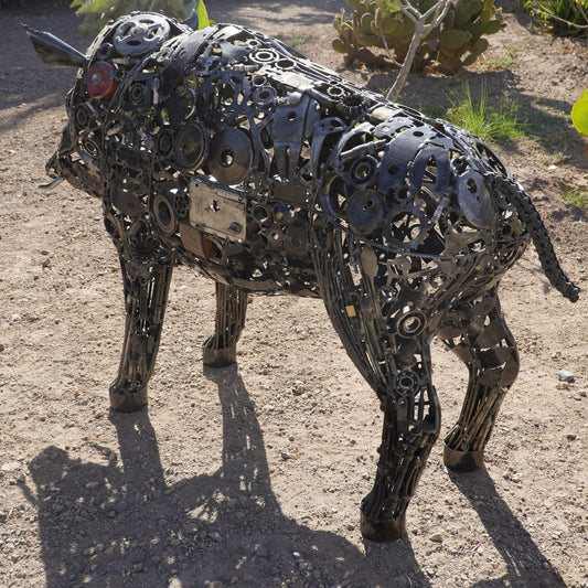 Sculpture en metal , Sanglier, statue sanglier extérieur, statue sanglier, animaux sculpture metal recuperation, decoration animaux, statue jardin, statue de jardin, statue exterieur, sculpture jardin, decoration animaux, animaux mecanique, sculpture métallique récupération, animaux en métal recyclé, , deco metal jardin, sculpture acier, statue animaux, sculpture exterieur, sculpture ferraille, animaux deco jardin en metal, animaux en métal, décoration, animaux en métal recyclé, deco metal jardin.
