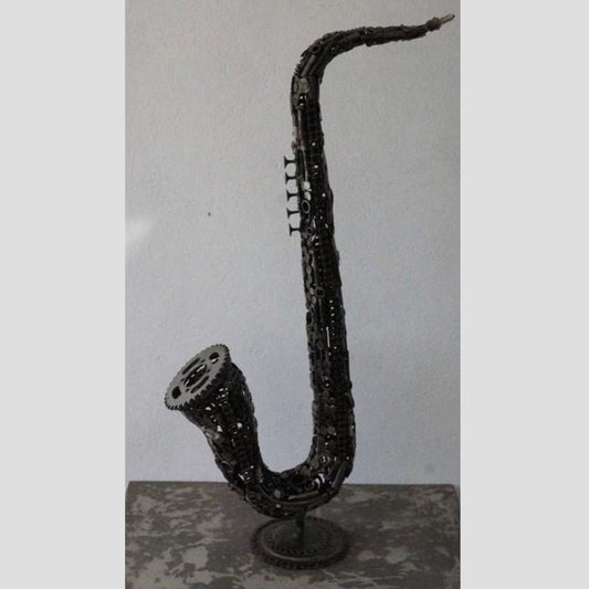 Sculpture, Instrument de musique, les instruments de musique, sculpture musique, statue musicale, statut musical, musique statue musicale, statues musicales, statue musical, deco musique, sculpture moderne, Sculpture en metal, saxophone métal recyclé, sculpture saxophone métal, jazz, Musique, 
saxophone décoratif métal, saxophone en métal recyclé, sculpture instrument musique métal, 
sculpture metal, sculpture en fer soudé, metal art.