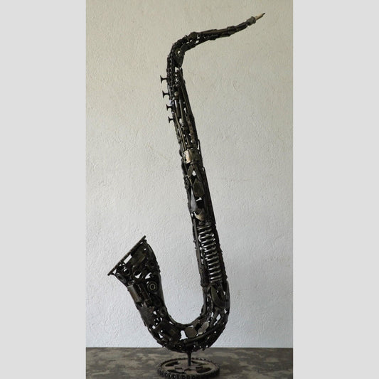 Sculpture, Instrument de musique, les instruments de musique, sculpture musique, statue musicale, statut musical, musique statue musicale, statues musicales, statue musical, deco musique, sculpture moderne, Sculpture en metal, saxophone métal recyclé, sculpture saxophone métal, jazz, Musique, 
saxophone décoratif métal, saxophone en métal recyclé, sculpture instrument musique métal, 
sculpture metal, sculpture en fer soudé, metal art.
