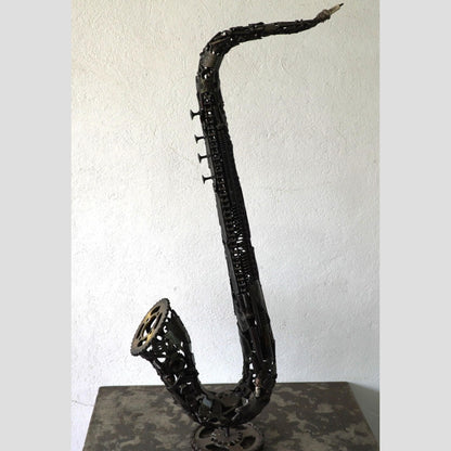 Sculpture, Instrument de musique, les instruments de musique, sculpture musique, statue musicale, statut musical, musique statue musicale, statues musicales, statue musical, deco musique, sculpture moderne, Sculpture en metal, saxophone métal recyclé, sculpture saxophone métal, jazz, Musique, 
saxophone décoratif métal, saxophone en métal recyclé, sculpture instrument musique métal, 
sculpture metal, sculpture en fer soudé, metal art.
