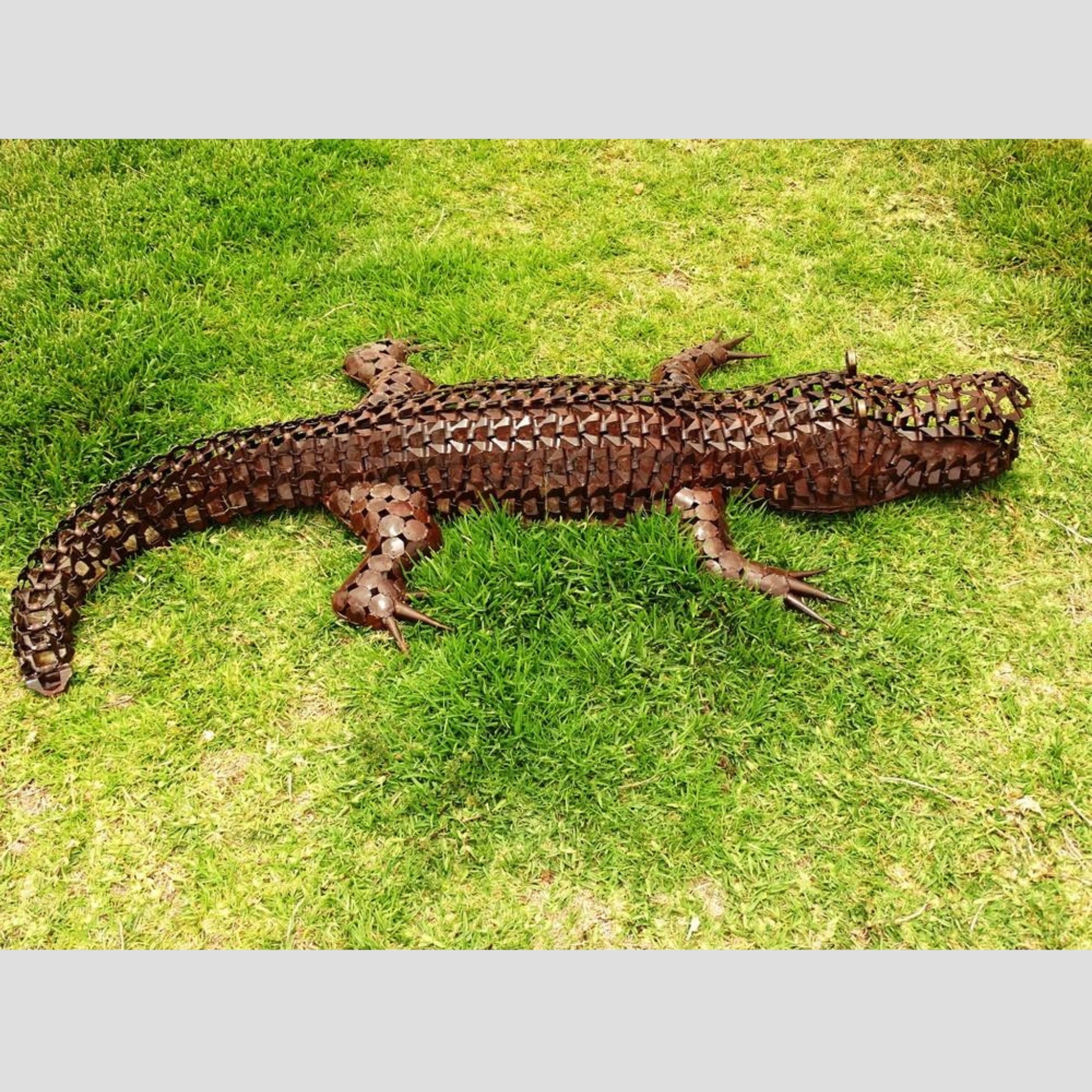 sculpture crocodile, crocodile sculpture, statue crocodile, crocodile statue, statue crocodile dsign,statue crocodile extérieur, deco crocodile, crocodile, crocodile deco, crocodile deco exte-rieur, figurine crocodile, crocodile en France, sculpture, decoration animaux, 
, animaux decoration, statue jardin, statue de jardin, statue exterieur, sculpture jardin, sculpture metal, sculpture métal recyclé, sculptures.
