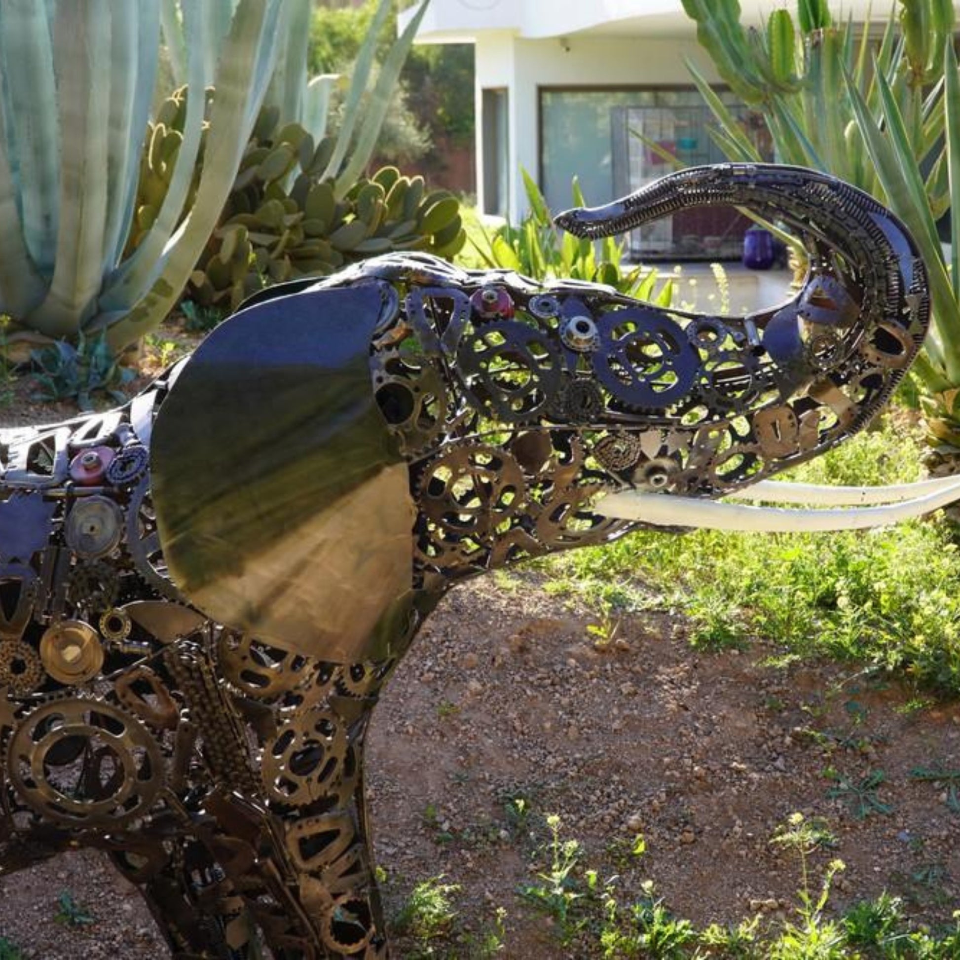 Sculpture en metal, éléphant, statue éléphant , sculpture éléphant, sculpture éléphant moderne, statue elephant, statue elephant jardin,elephant statue, decoration animaux, statue exterieur, sculpture jardin, statue éléphant grande taille jardin, statue éléphant extérieur, decoration elephant, decoration animaux, animaux en métal recyclé, deco metal jardin, sculpture acier, statue animaux, sculpture exterieur, animaux deco jardin en metal, animaux en métal, décoration, animaux en métal recyclé.