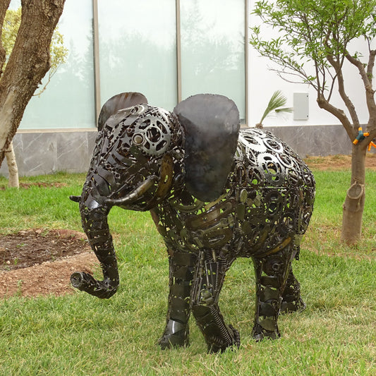 Sculpture en metal, éléphant, statue éléphant , sculpture éléphant, sculpture éléphant moderne, statue elephant, statue elephant jardin,elephant statue, decoration animaux, statue exterieur, sculpture jardin, statue éléphant grande taille jardin, statue éléphant extérieur, decoration elephant, decoration animaux, animaux en métal recyclé, deco metal jardin, sculpture acier, statue animaux, sculpture exterieur, animaux deco jardin en metal, animaux en métal, décoration, animaux en métal recyclé.