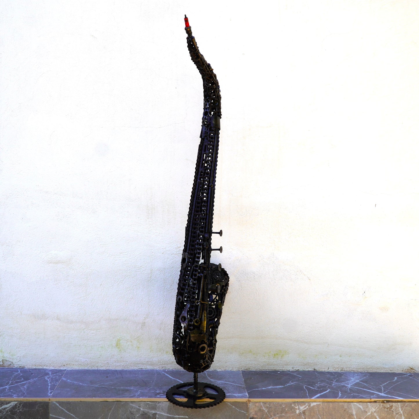 Sculpture saxophone métal recyclé hauteur 108 cm décoration artistique